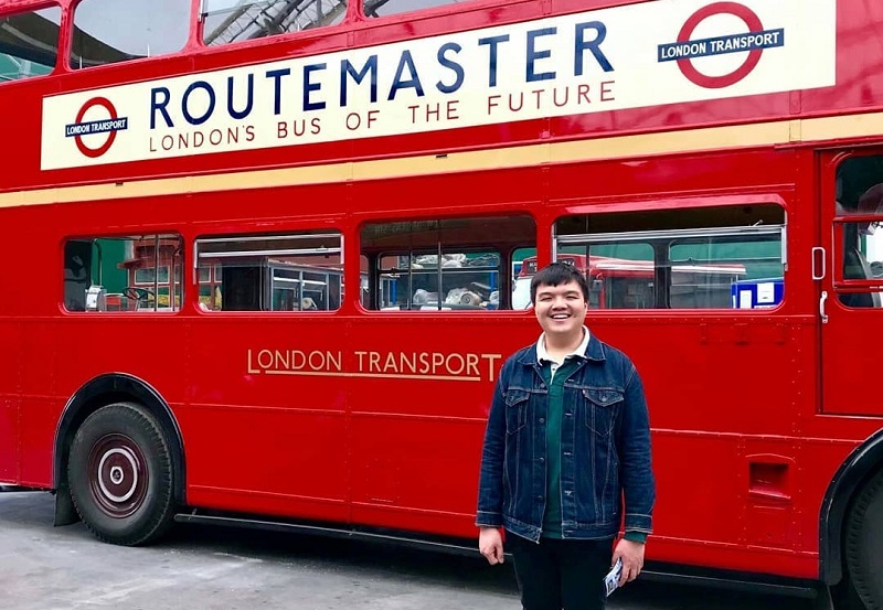Bus